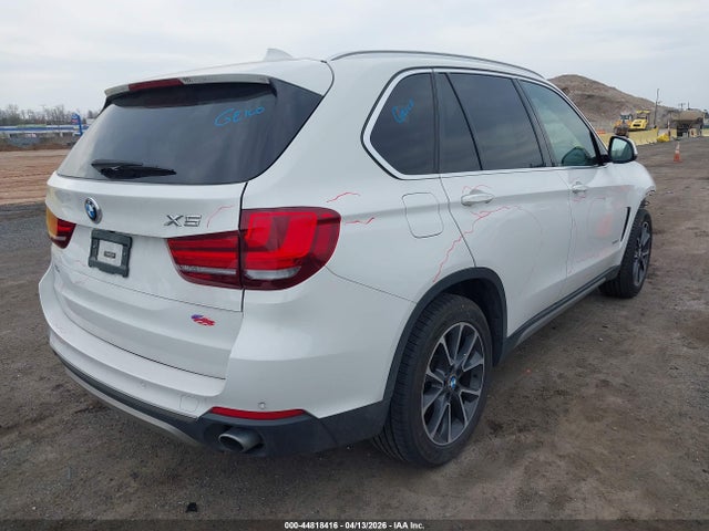 2016 BMW X5 5UXKR0C51G0U49086 Photo 3