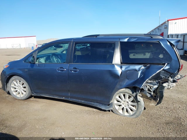 5TDJK3DC1GS135211 Toyota Sienna Le 7 Passenger