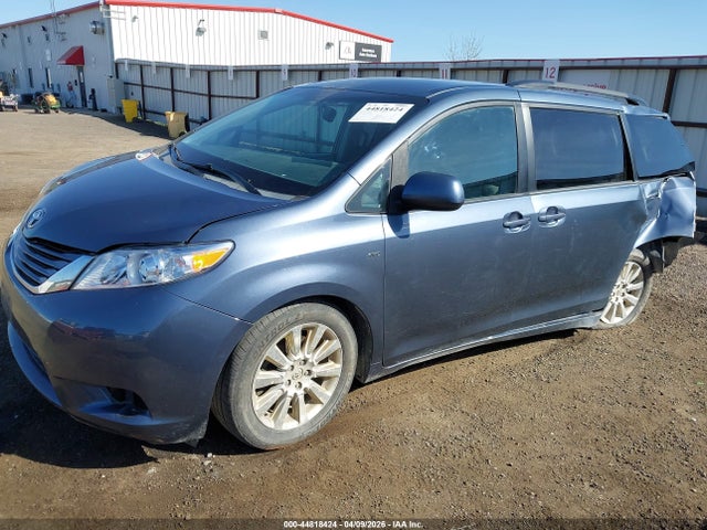 5TDJK3DC1GS135211 Toyota Sienna Le 7 Passenger