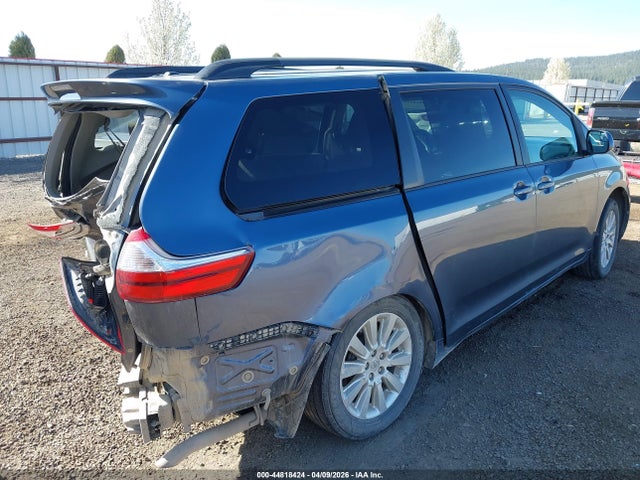 5TDJK3DC1GS135211 Toyota Sienna Le 7 Passenger