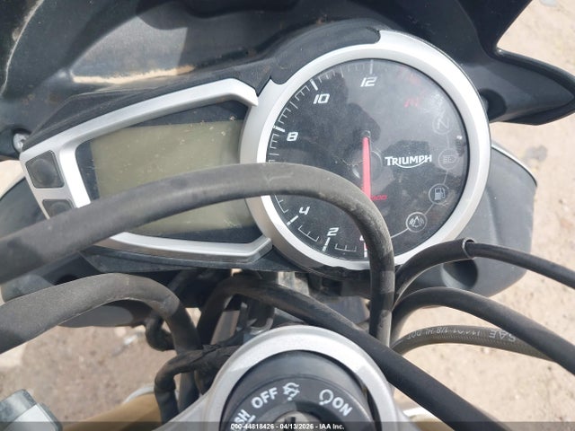 Продаж на аукціоні авто 2013 Triumph Motorcycle Street Triple, vin: SMTL02NE9DT601913, номер лоту: 44818426