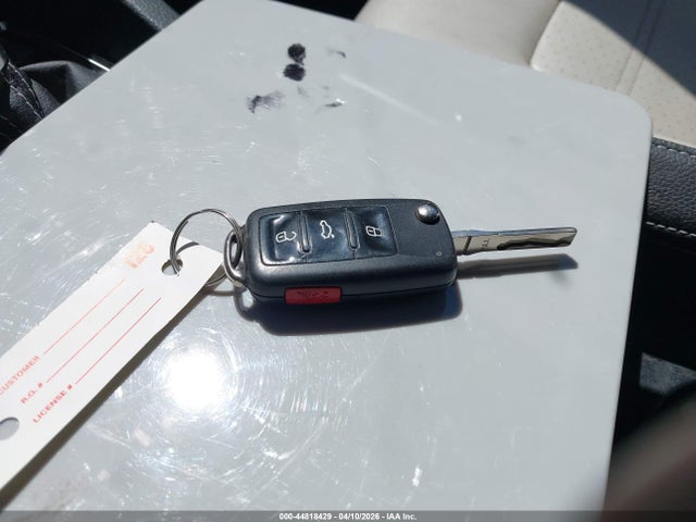 44818429 :رقم المزاد ، 3VWD17AJ9GM270945 vin ، 2016 Volkswagen Jetta 1.8t Sport مزاد بيع