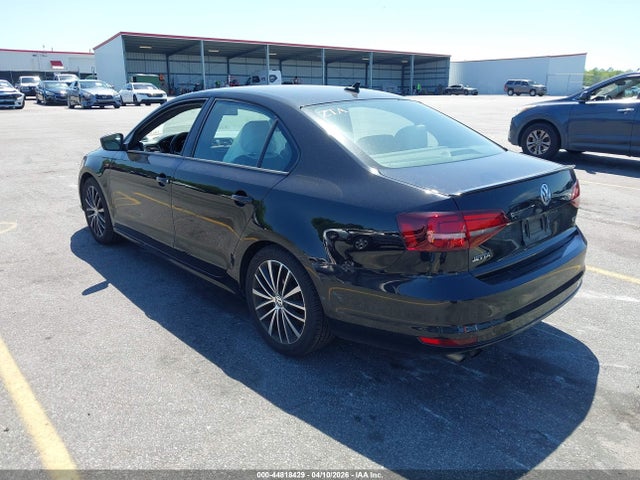 44818429 :رقم المزاد ، 3VWD17AJ9GM270945 vin ، 2016 Volkswagen Jetta 1.8t Sport مزاد بيع