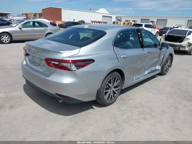 44818440 :رقم المزاد ، 4T1F11AK4RU248444 vin ، 2024 Toyota Camry Xle مزاد بيع