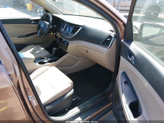 2016 HYUNDAI TUCSON KM8J33A4XGU159489 Photo 4