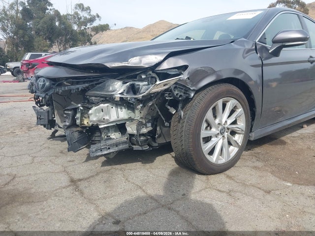 4T1R11AKXPU135141 Toyota CAMRY LE