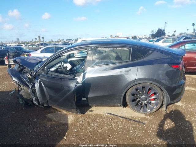 Продаж на аукціоні авто 2024 Tesla Model Y Performance Dual Motor All-wheel Drive, vin: 7SAYGDEF9RF053655, номер лоту: 44818559