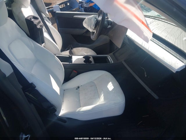 Продаж на аукціоні авто 2024 Tesla Model Y Performance Dual Motor All-wheel Drive, vin: 7SAYGDEF9RF053655, номер лоту: 44818559