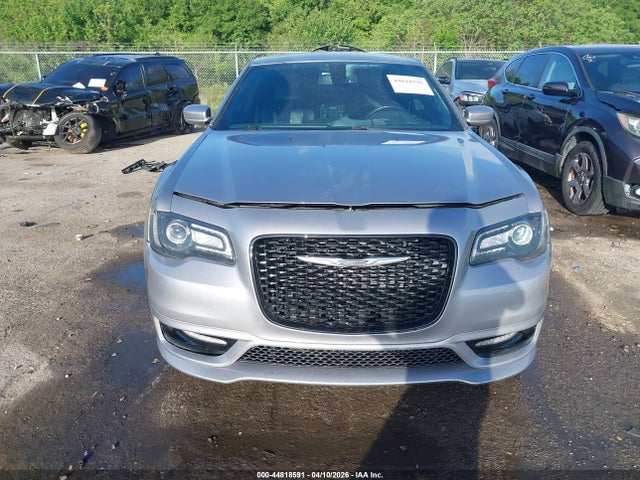 Aukcja sprzedaży 2017 Chrysler 300 300s, vin: 2C3CCABG6HH616091, numer aukcji: 44818591