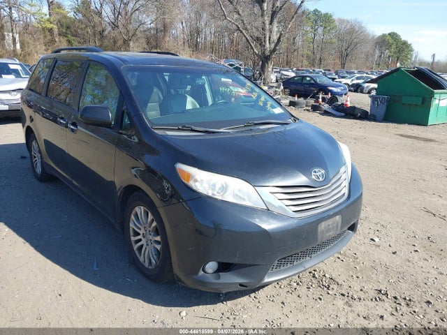 2017 TOYOTA SIENNA 5TDYZ3DC3HS799733