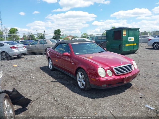 44818629 :رقم المزاد ، WDBLK65G9XT015152 vin ، 1999 Mercedes-benz Clk 320 مزاد بيع