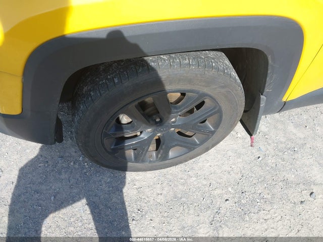 2018 Jeep Renegade Altitude Fwd მანქანა იყიდება აუქციონზე, vin: ZACCJABB7JPH04674, აუქციონის ნომერი: 44818657