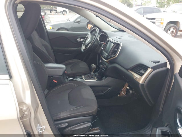 Aukcja sprzedaży 2015 Jeep Cherokee Latitude, vin: 1C4PJMCS1FW686085, numer aukcji: 44818666
