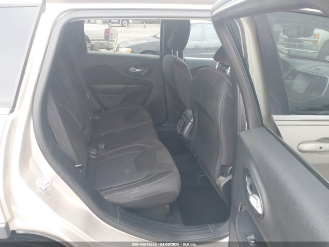 Aukcja sprzedaży 2015 Jeep Cherokee Latitude, vin: 1C4PJMCS1FW686085, numer aukcji: 44818666