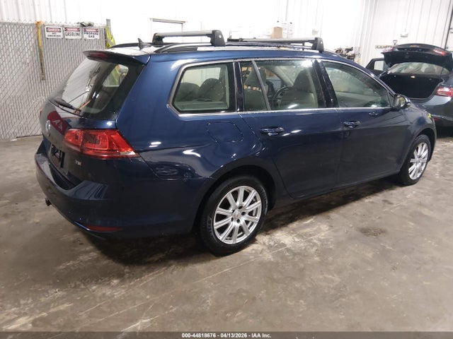 44818676 :رقم المزاد ، 3VWC17AU9GM513997 vin ، 2016 Volkswagen Golf Sportwagen Tsi Se 4-door مزاد بيع