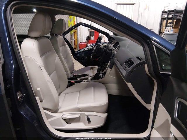 44818676 :رقم المزاد ، 3VWC17AU9GM513997 vin ، 2016 Volkswagen Golf Sportwagen Tsi Se 4-door مزاد بيع