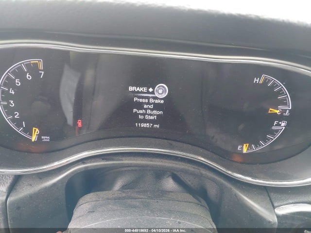 44818692 :رقم المزاد ، 1C4RJEAG5KC597337 vin ، 2019 Jeep Grand Cherokee Altitude 4x2 مزاد بيع