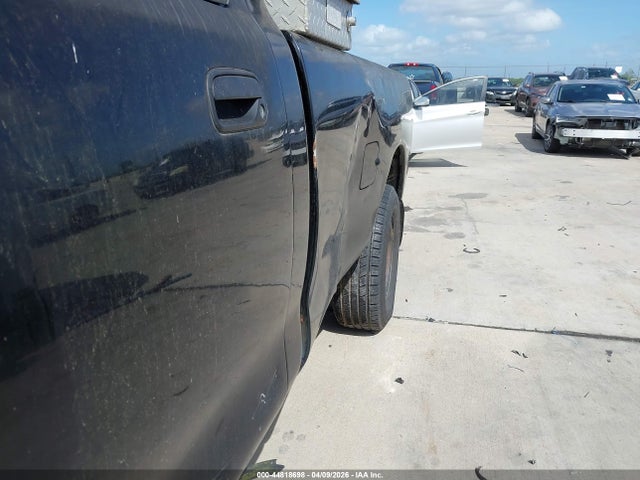 44818698 :رقم المزاد ، 5TBJU32145S450649 vin ، 2005 Toyota Tundra مزاد بيع