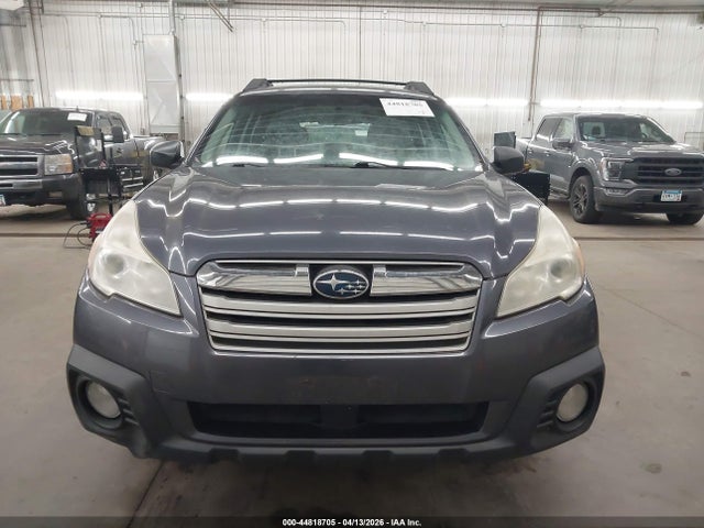 44818705 :رقم المزاد ، 4S4BRBAC4E3207107 vin ، 2014 Subaru Outback 2.5i مزاد بيع