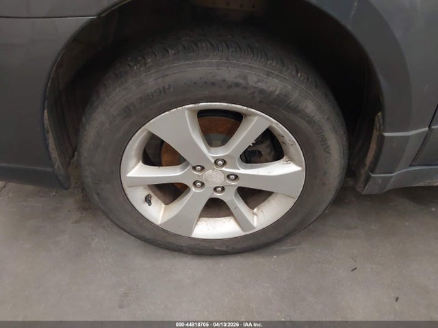 44818705 :رقم المزاد ، 4S4BRBAC4E3207107 vin ، 2014 Subaru Outback 2.5i مزاد بيع