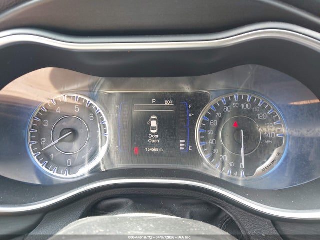 Продаж на аукціоні авто 2015 Chrysler 200 Limited, vin: 1C3CCCAB3FN636997, номер лоту: 44818732