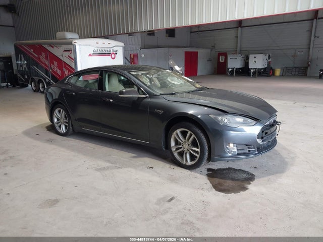 2014 TESLA MODEL S 5YJSA1S19EFP47915