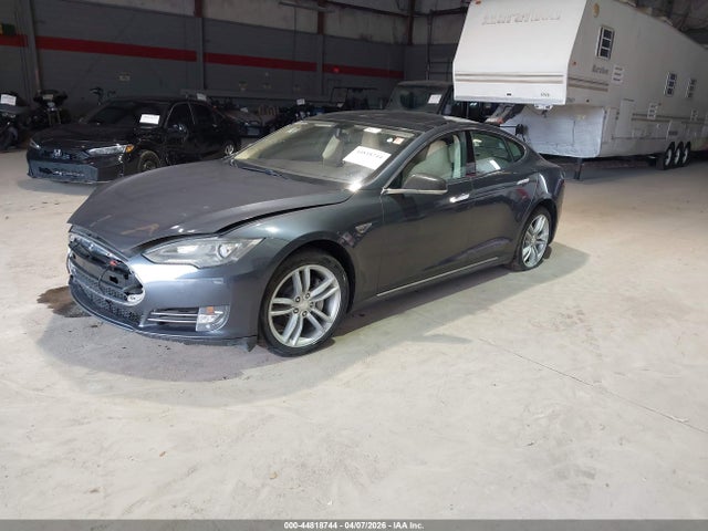 2014 TESLA MODEL S 5YJSA1S19EFP47915 Photo 1