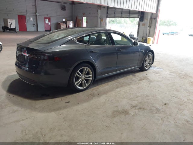 2014 TESLA MODEL S 5YJSA1S19EFP47915 Photo 3
