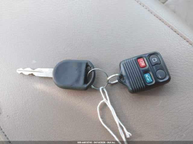 Продажа на аукционе авто 2003 Ford Expedition Eddie Bauer, vin: 1FMPU17L73LB90435, номер лота: 44818745