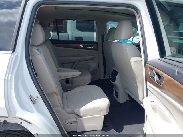 44818783 :رقم المزاد ، 1V2JR2CA8SC572640 vin ، 2025 Volkswagen Atlas 2.0t Se W/technology مزاد بيع
