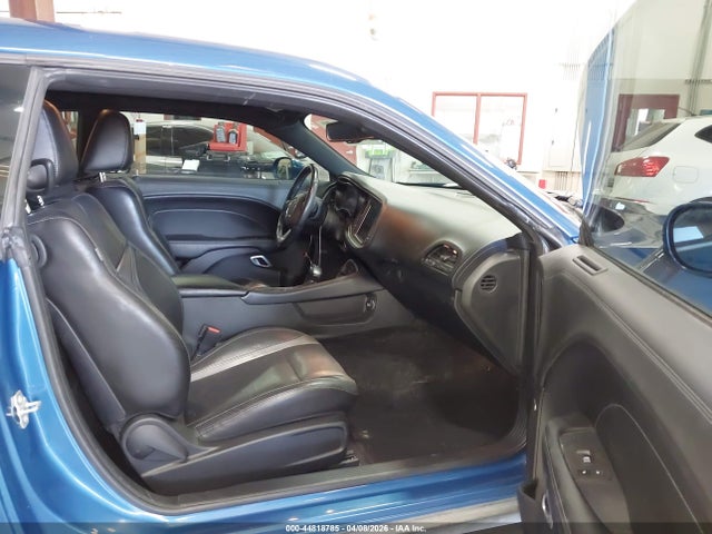 Продажа на аукционе авто 2021 Dodge Challenger Sxt Awd, vin: 2C3CDZGG3MH635096, номер лота: 44818785
