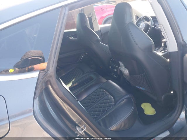 44818796 :رقم المزاد ، WAUW2AFC9EN011338 vin ، 2014 Audi S7 4.0t Prestige مزاد بيع