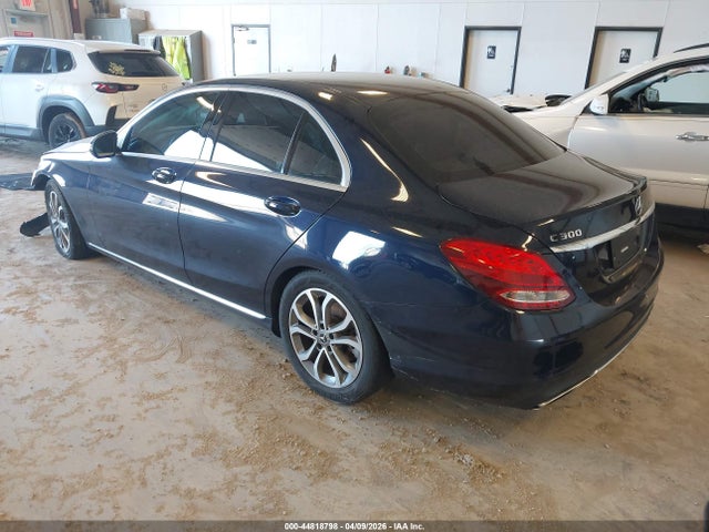 2017 Mercedes-benz C 300 მანქანა იყიდება აუქციონზე, vin: 55SWF4JB4HU217644, აუქციონის ნომერი: 44818798