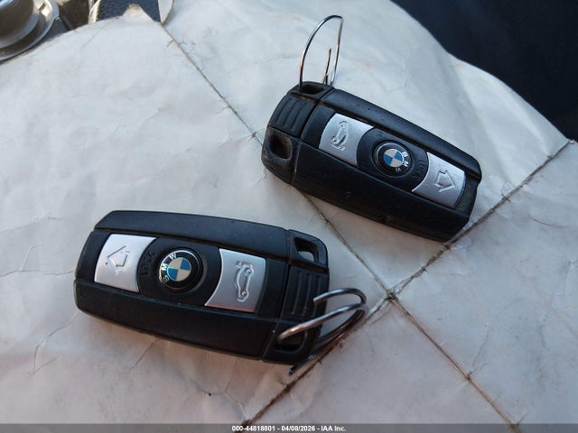 2010 BMW 528I WBANV1C57AC389706 Photo 10