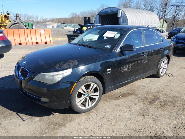 2010 BMW 528I WBANV1C57AC389706 Photo 1
