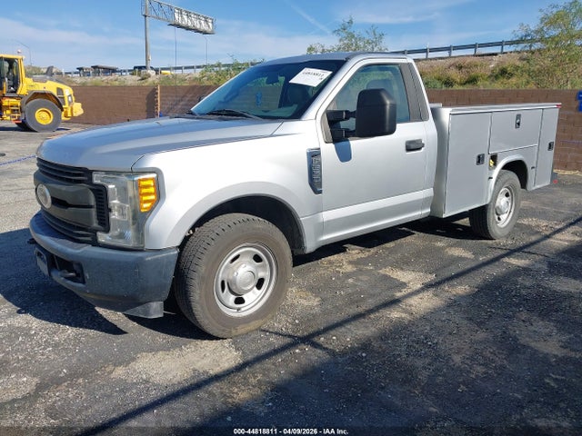 Ford F-350 Xl 2017 1FDRF3A64HEE35690 Image 2