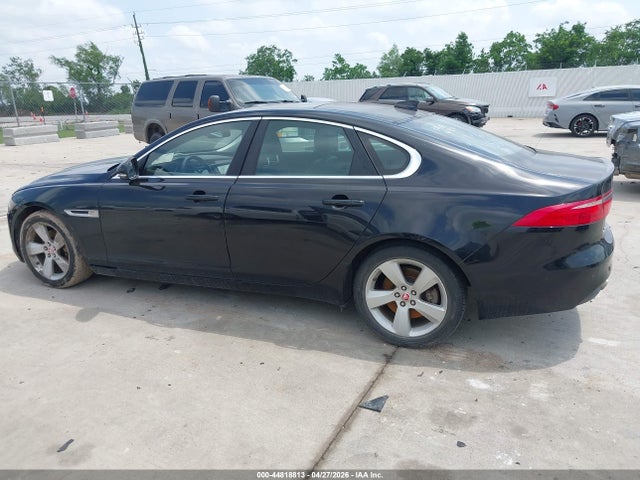Jaguar Xf 25t 2018 SAJBR4FX4JCY69583 Image 14