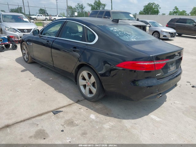 Jaguar Xf 25t 2018 SAJBR4FX4JCY69583 Image 3