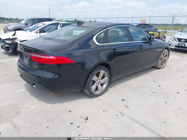 Jaguar Xf 25t 2018 SAJBR4FX4JCY69583 Image 4