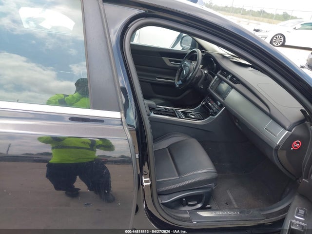 Jaguar Xf 25t 2018 SAJBR4FX4JCY69583 Image 5