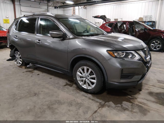 2018 Nissan Rogue Sv მანქანა იყიდება აუქციონზე, vin: KNMAT2MV8JP525135, აუქციონის ნომერი: 44818844