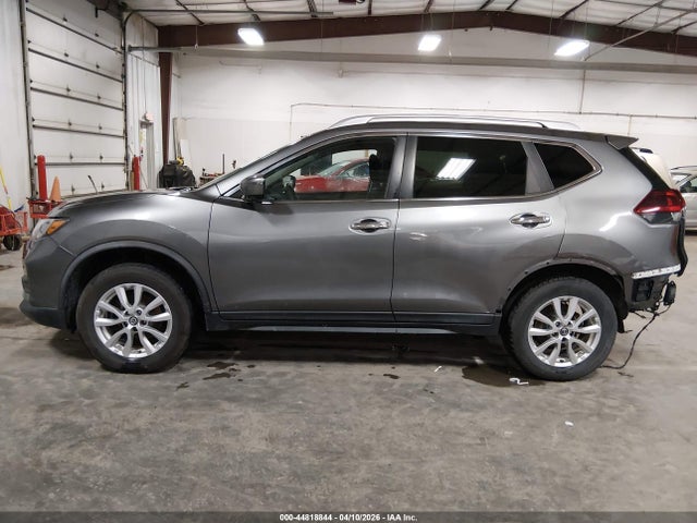2018 Nissan Rogue Sv მანქანა იყიდება აუქციონზე, vin: KNMAT2MV8JP525135, აუქციონის ნომერი: 44818844