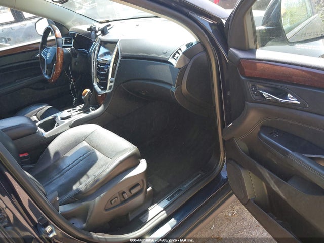 44818856 :رقم المزاد ، 3GYFNEE36FS559785 vin ، 2015 Cadillac Srx Luxury Collection مزاد بيع