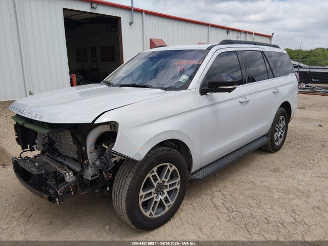 1FMJU1H83SEA15831 Ford Expedition Active
