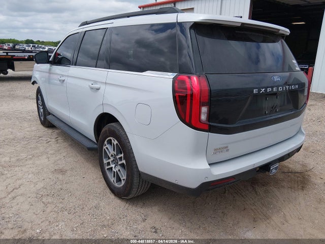 1FMJU1H83SEA15831 Ford Expedition Active