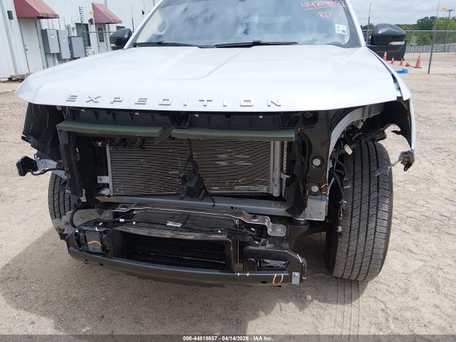 1FMJU1H83SEA15831 Ford Expedition Active