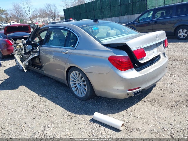 44818861 :رقم المزاد ، WBAKB8C56ACY62807 vin ، 2010 Bmw 750li مزاد بيع