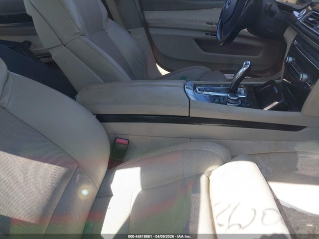 44818861 :رقم المزاد ، WBAKB8C56ACY62807 vin ، 2010 Bmw 750li مزاد بيع