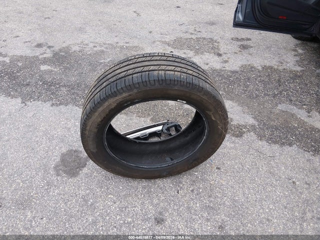 44818877 :رقم المزاد ، 1V2ER2CA3KC604816 vin ، 2019 Volkswagen Atlas 3.6l V6 Sel مزاد بيع