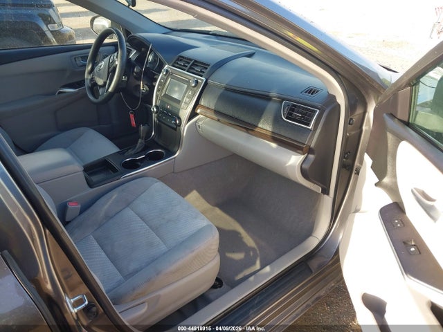 44818915 :رقم المزاد ، 4T1BF1FKXGU146460 vin ، 2016 Toyota Camry Le مزاد بيع